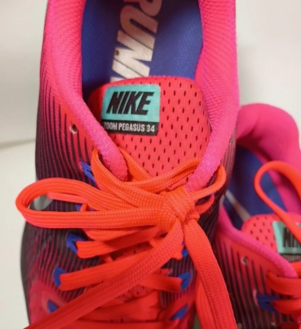 Nike bold hot